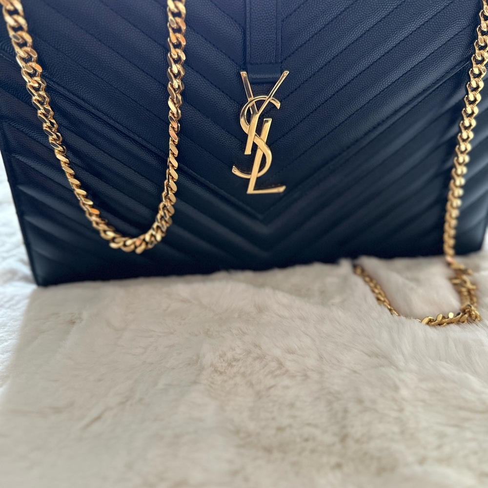 Ysl black medium envelope bag